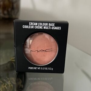 MAC Cream Colour Base in Hush - Discontinued